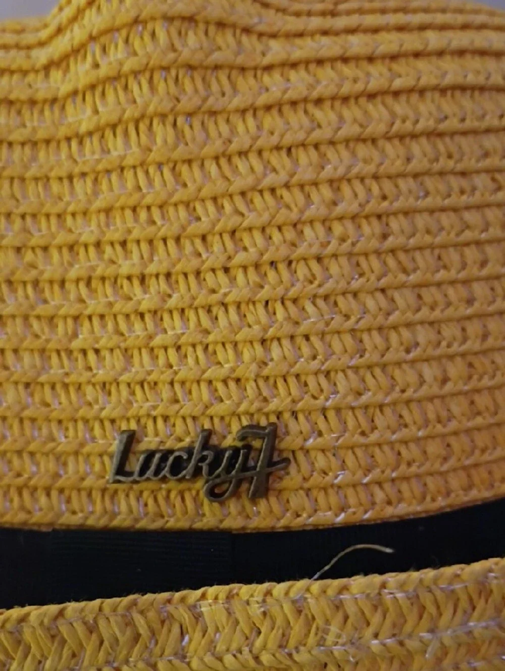 Lucky Brand cute yellow